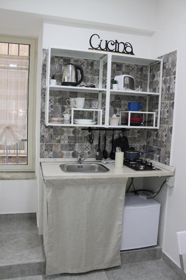 Riccia, Frolla E Babba Apartment Naples Luaran gambar