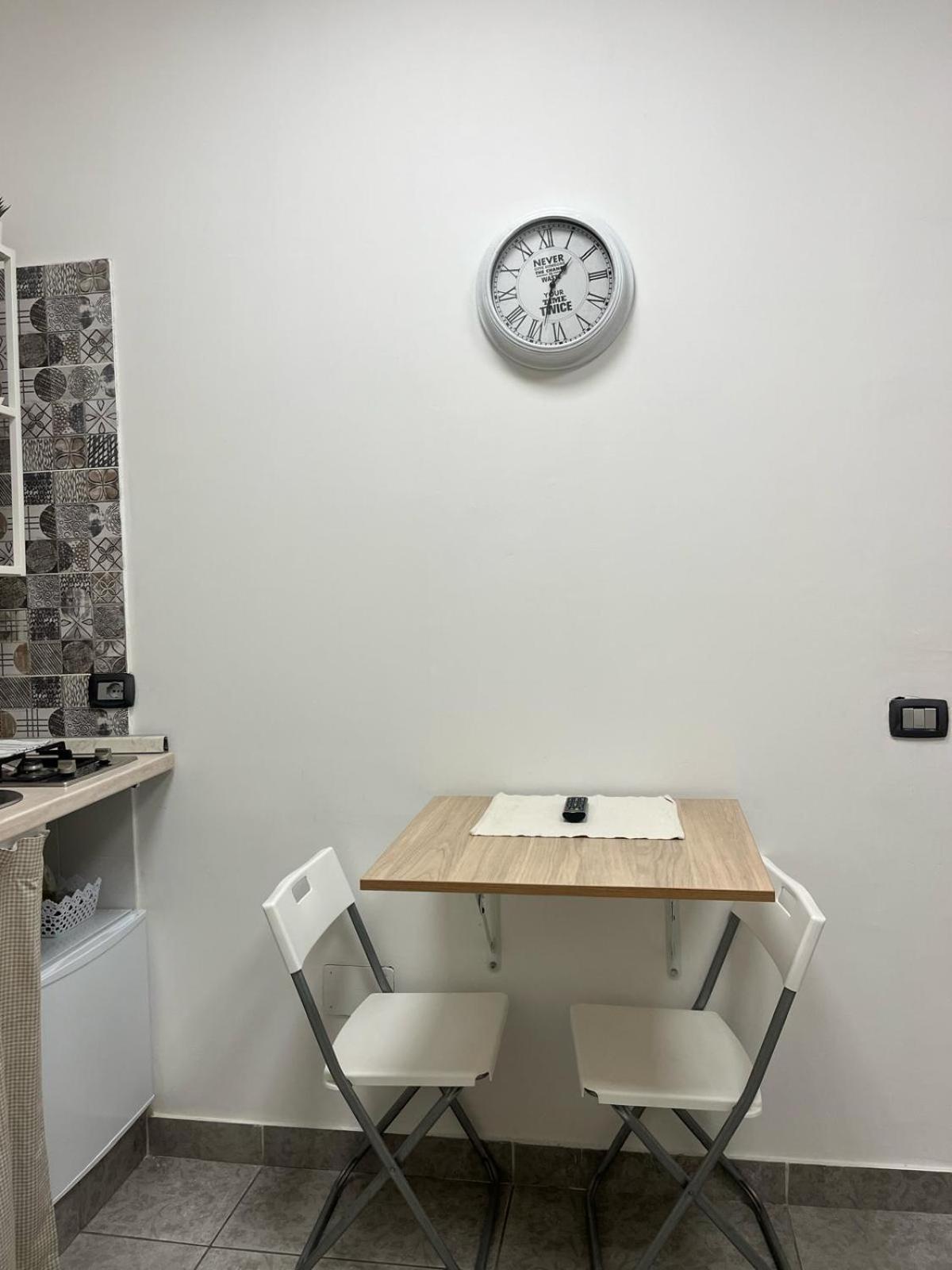 Riccia, Frolla E Babba Apartment Naples Luaran gambar